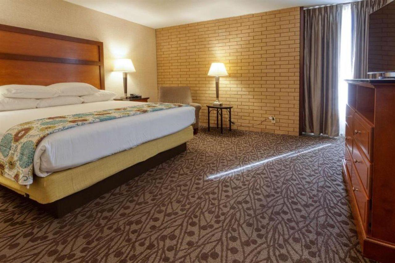 Drury Inn & Suites Atlanta Airport College Park Екстер'єр фото