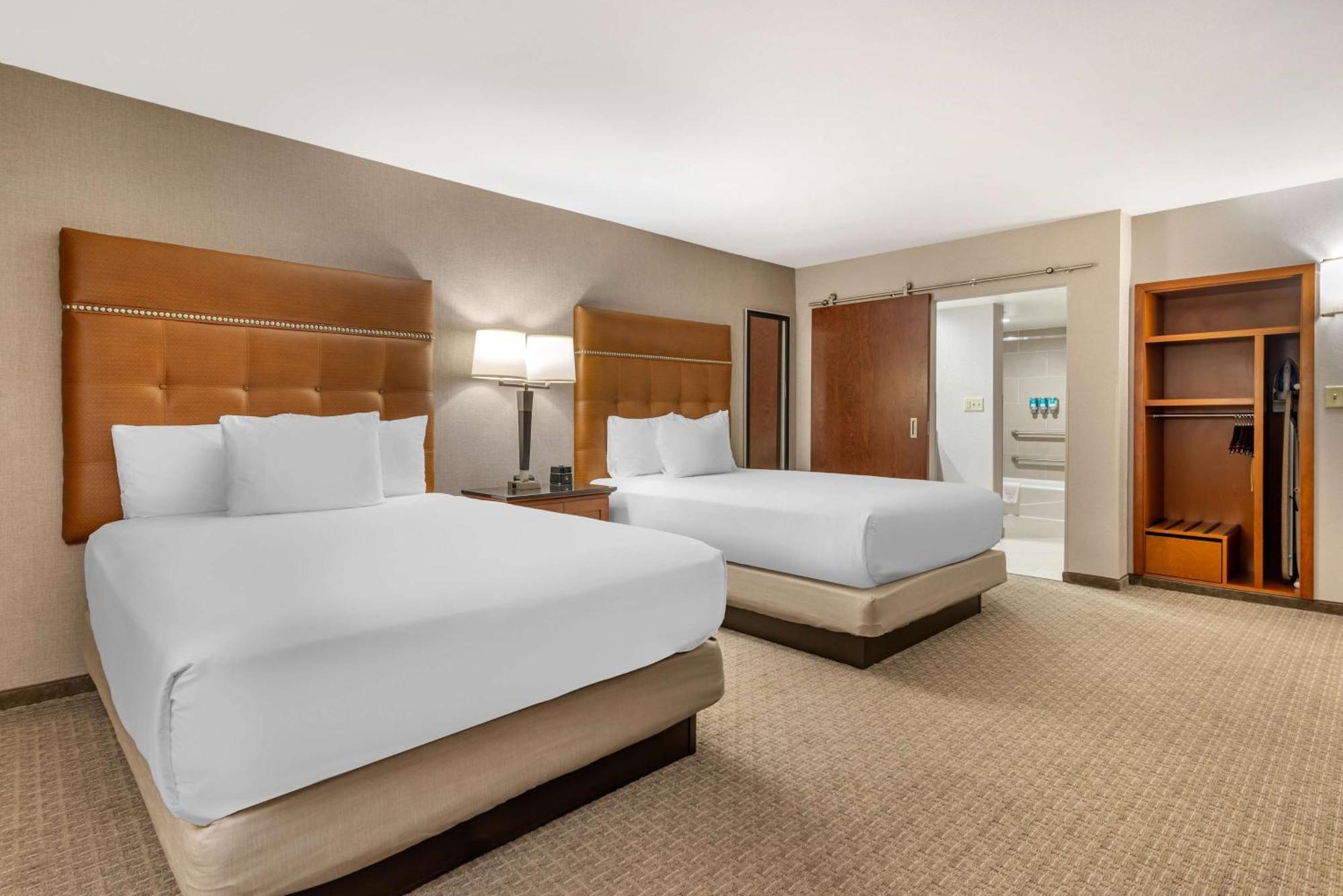 Drury Inn & Suites Atlanta Airport College Park Екстер'єр фото