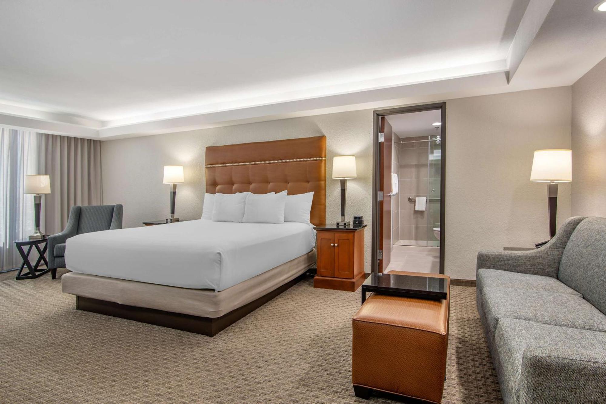 Drury Inn & Suites Atlanta Airport College Park Екстер'єр фото