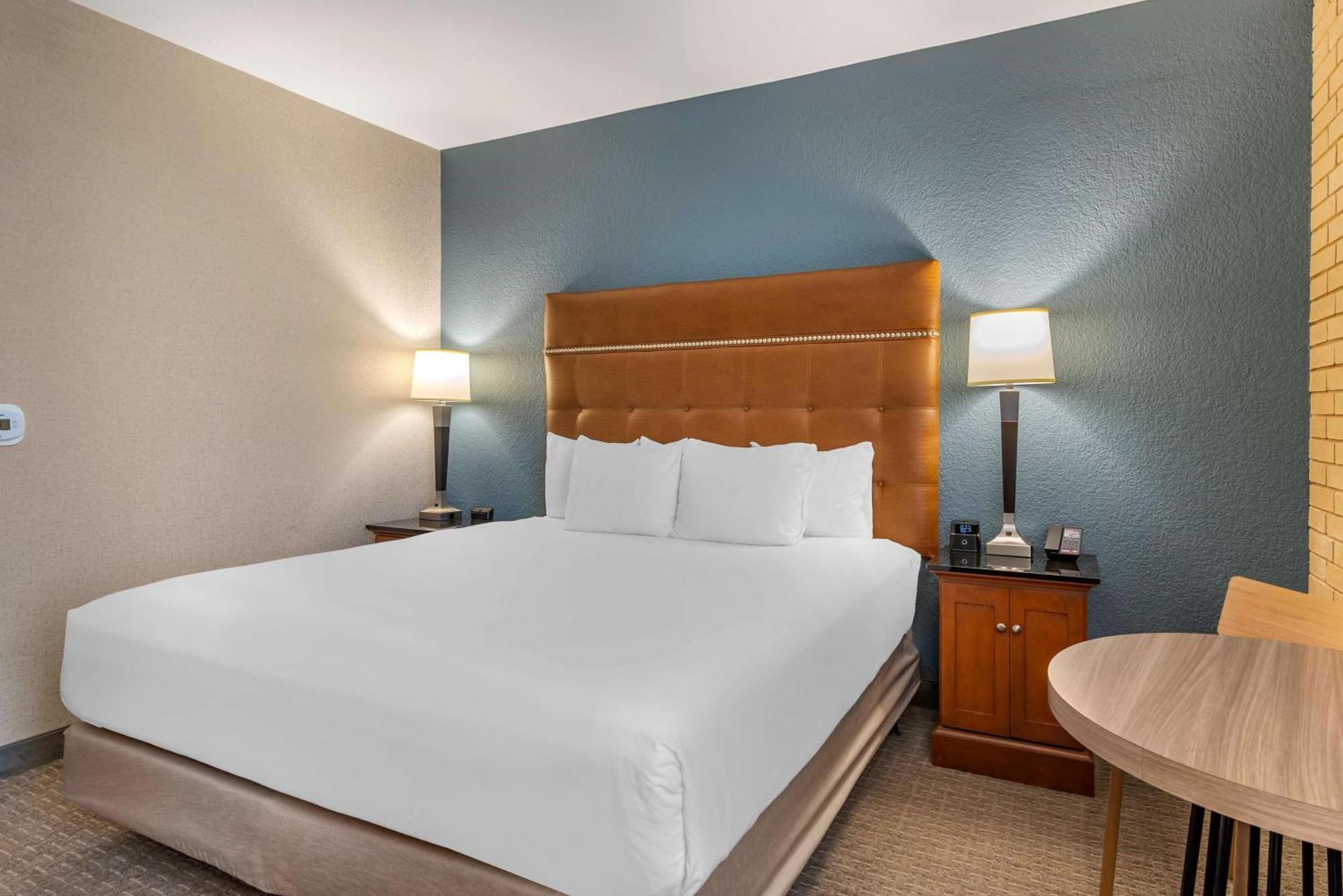 Drury Inn & Suites Atlanta Airport College Park Екстер'єр фото