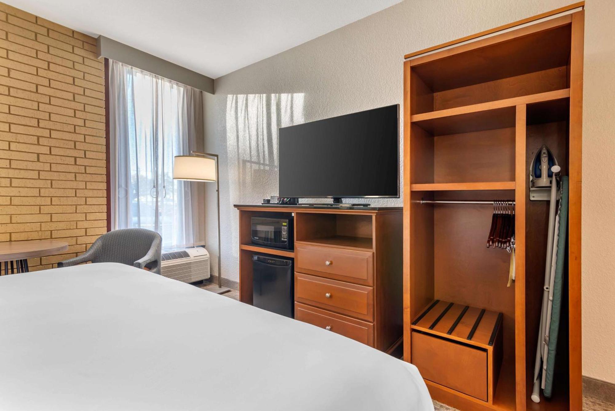 Drury Inn & Suites Atlanta Airport College Park Екстер'єр фото