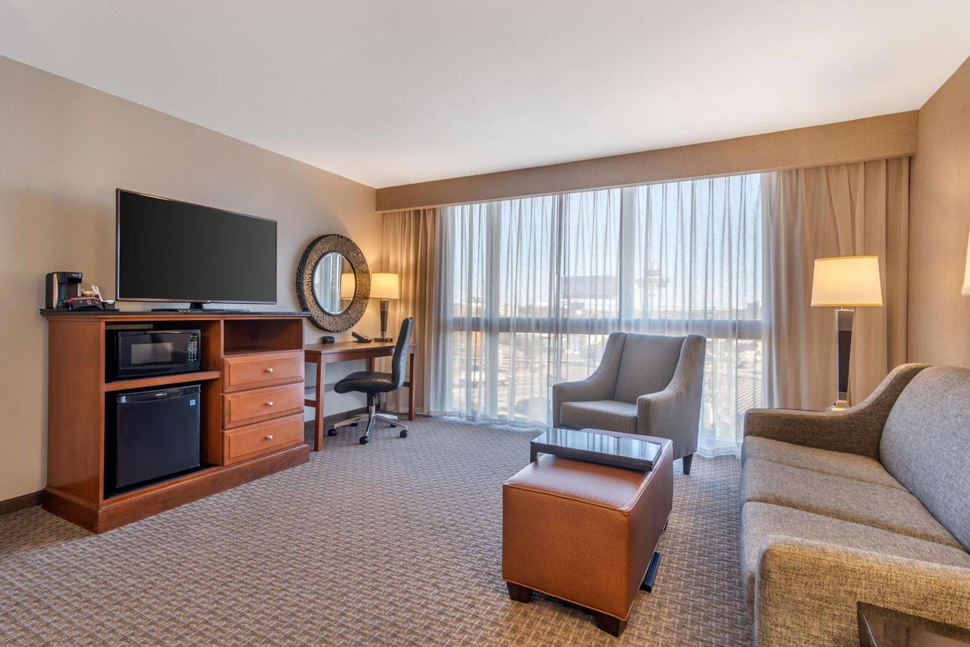 Drury Inn & Suites Atlanta Airport College Park Екстер'єр фото