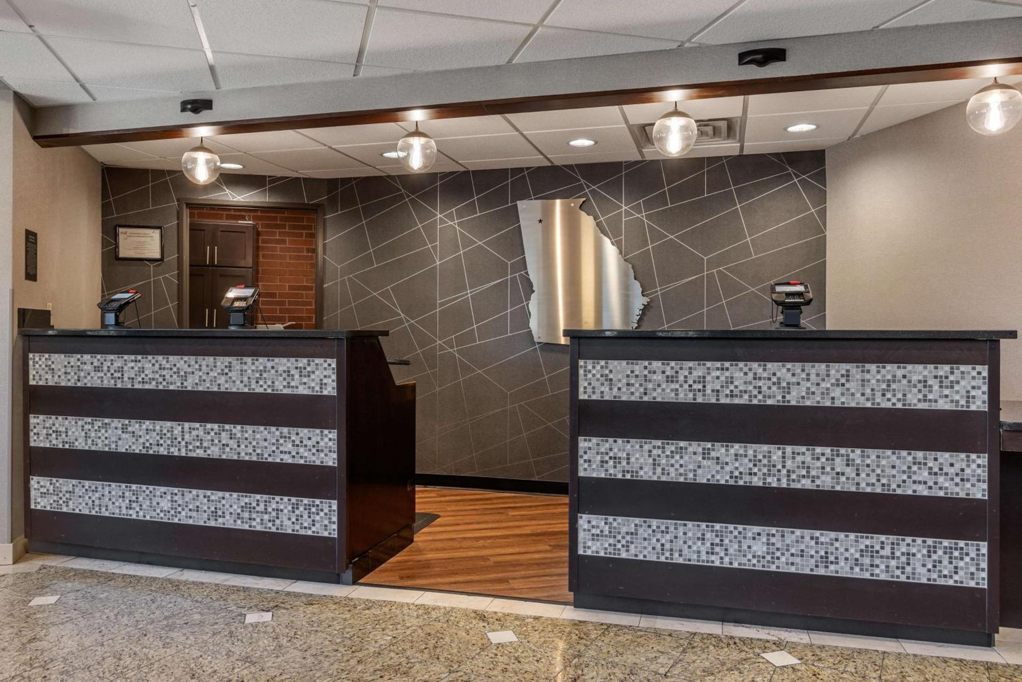 Drury Inn & Suites Atlanta Airport College Park Екстер'єр фото